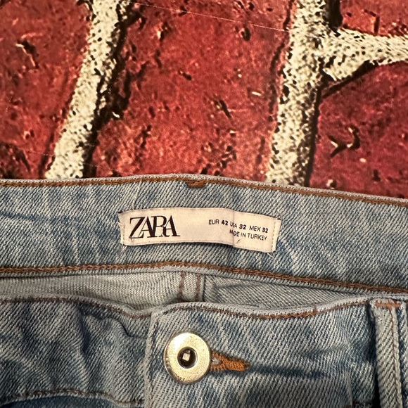 Zara Man Jeans size 32
Inseam 27”
Excellent Pre-owned Condition - Picture 5 of 7